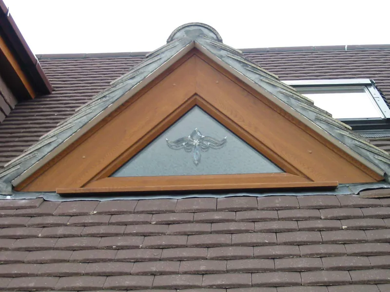Bay Windows Clapton